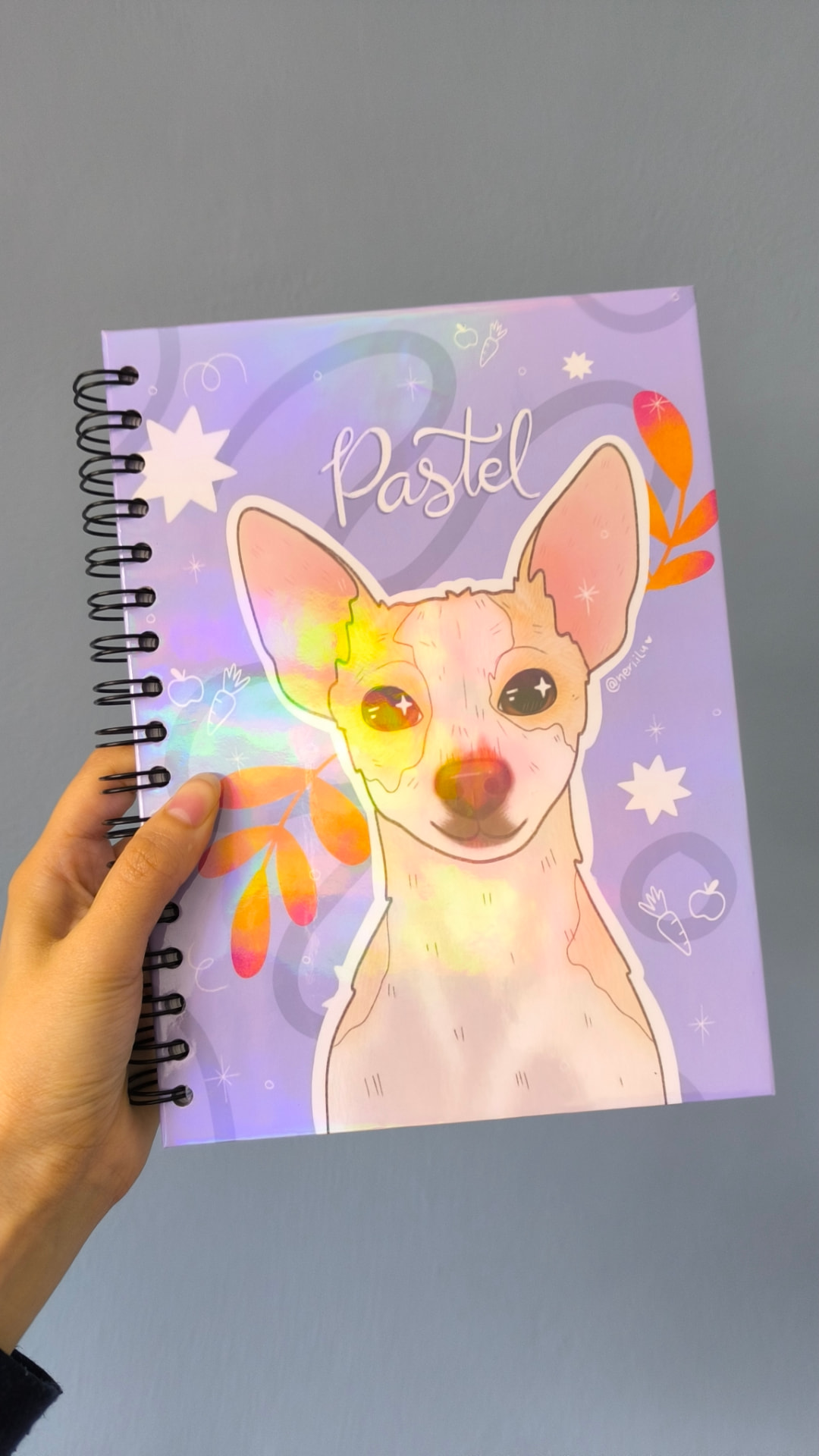 Libreta holográfica con la ilustración de Pastel
